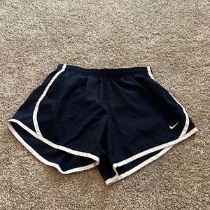 USED Nike DRI-FIT Shorts, Kids Large